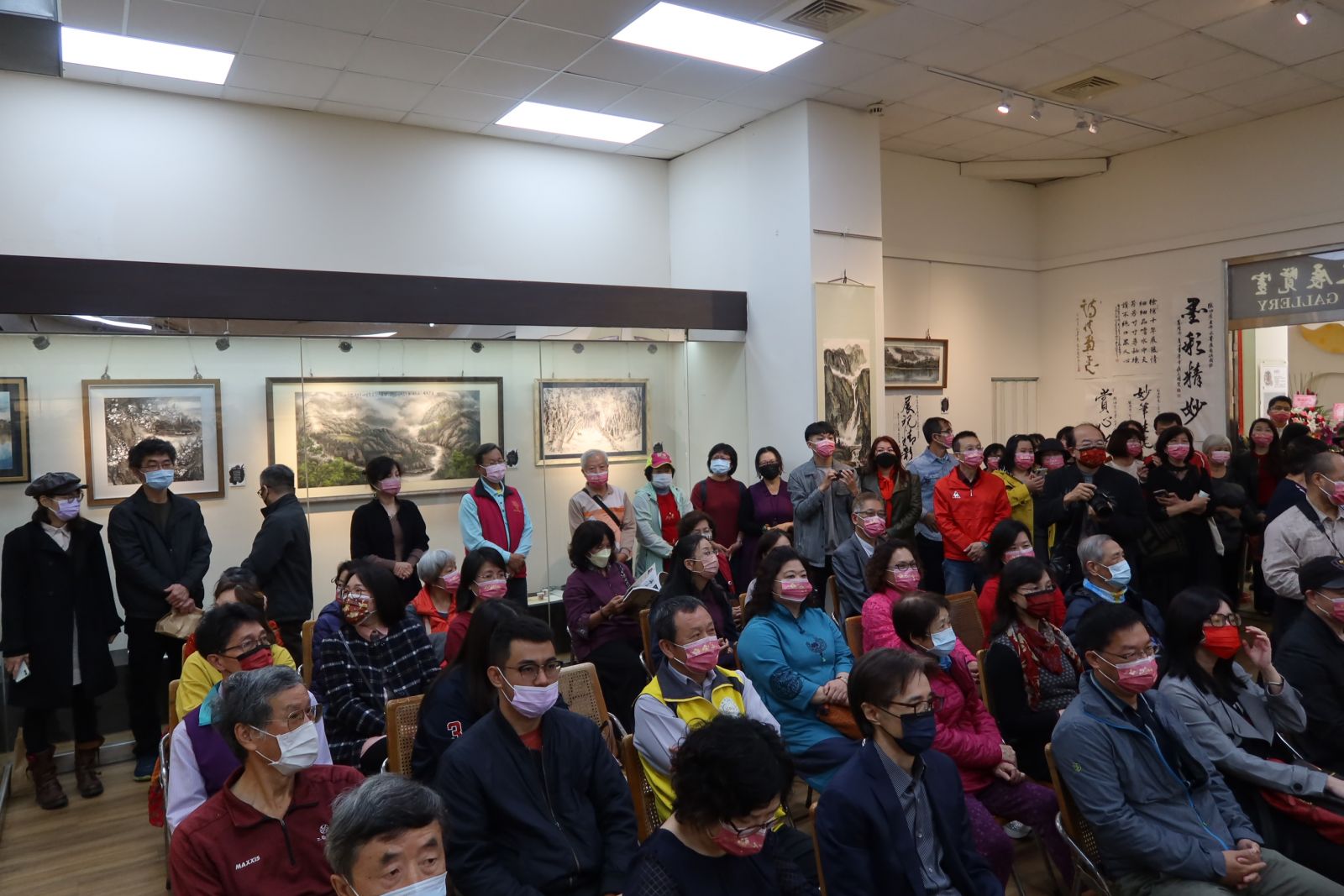 影／水墨與陶瓷擦出火花　彩墨新意-徐細芳水墨創作展 - https://www.watchmedia01.com