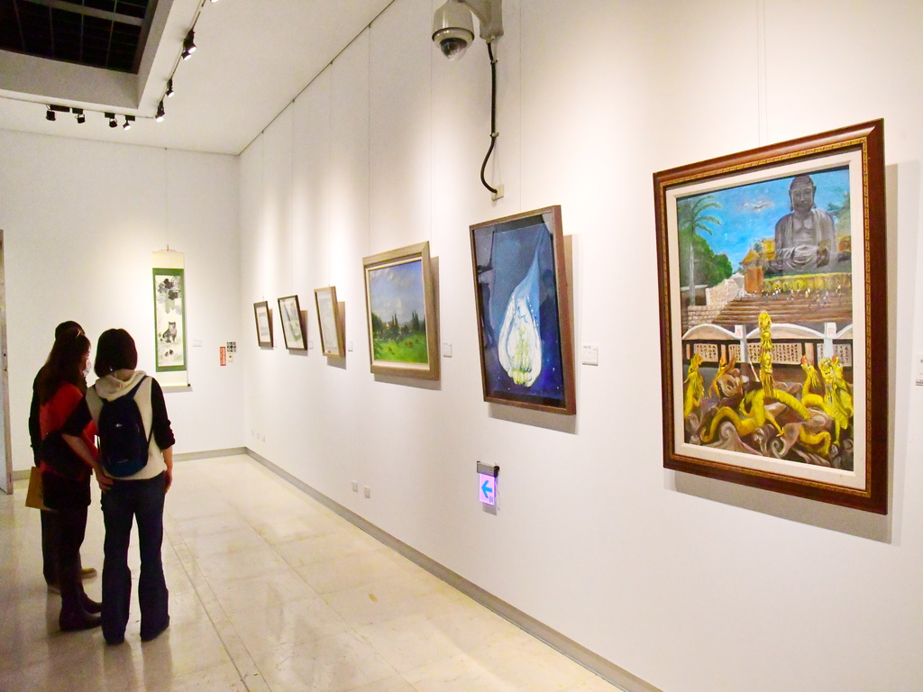 彰化縣卦山畫會聯展 每一幅作品都有創作者的故事 - https://www.watchmedia01.com