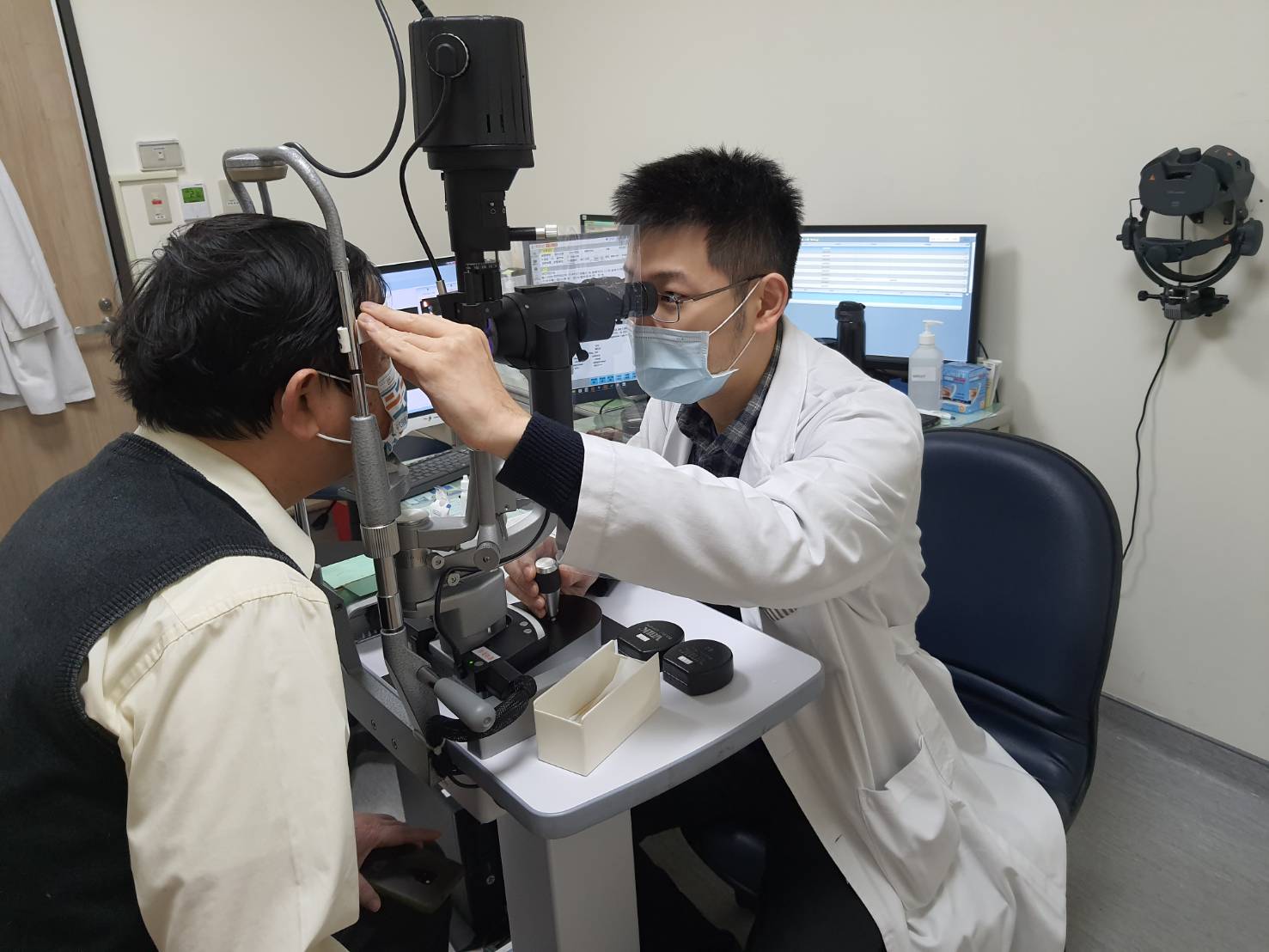 靈魂之窗蒙塵 糖尿病黃斑部水腫在作怪 - https://www.watchmedia01.com
