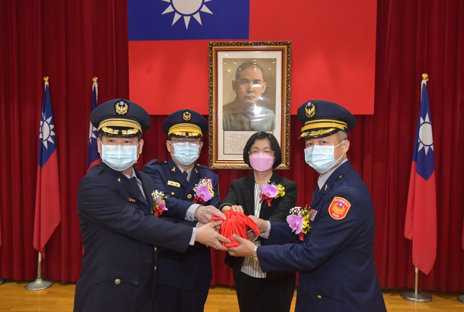 影／彰縣警察局卸、新任分局長聯合交接典禮　王惠美勉共維地方治安 - https://www.watchmedia01.com