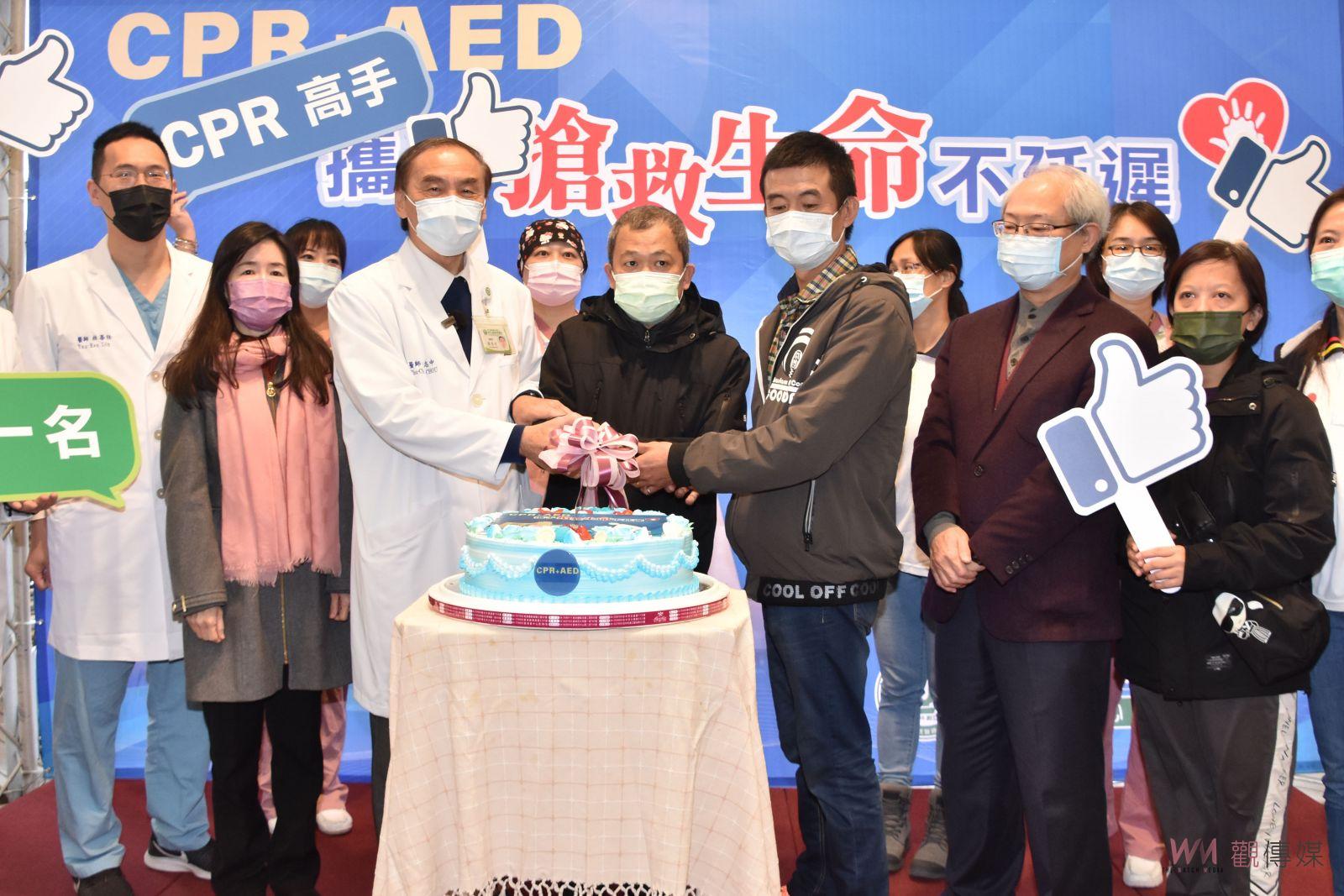 影／跟死神搶人！閻羅王拒收　CPR+AED救命任務真實上演 - https://www.watchmedia01.com