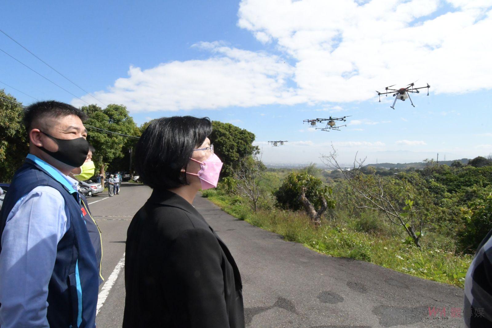 影/超前部署 防治荔枝椿象彰化縣派遣「空軍」精準投藥 - https://www.watchmedia01.com
