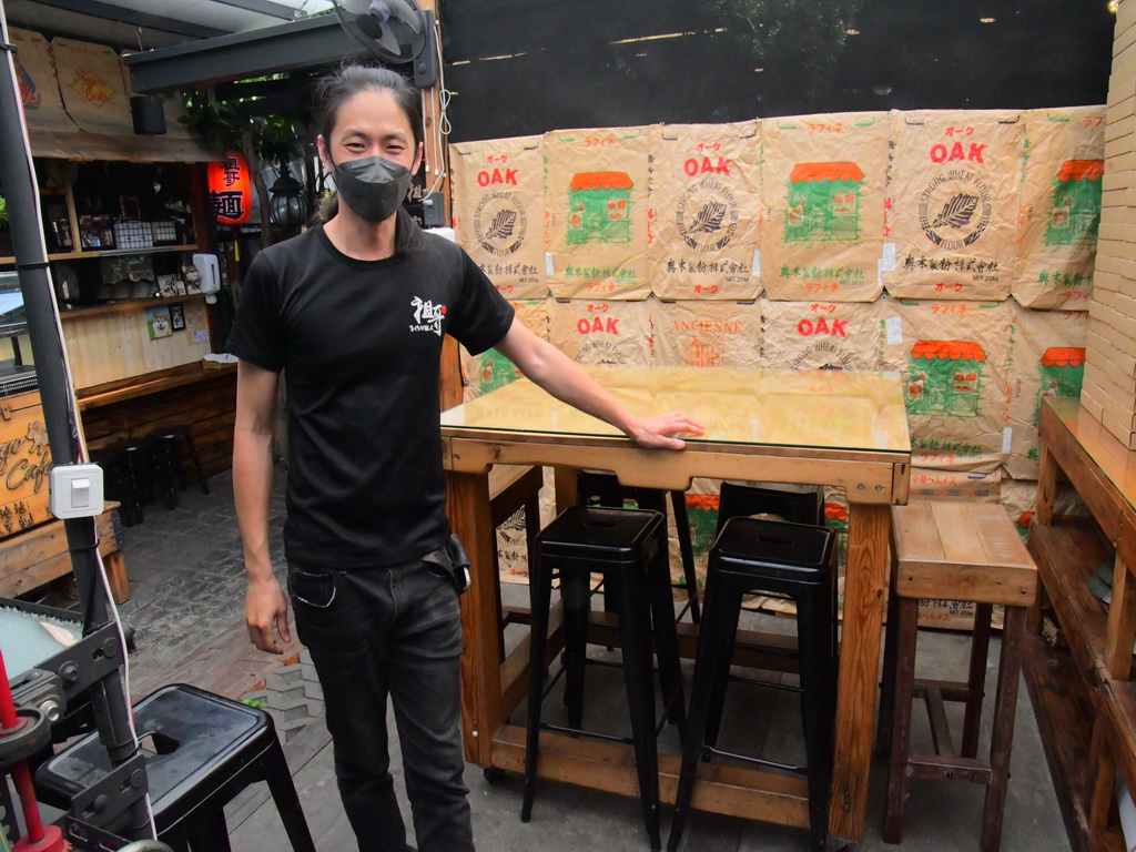 披薩與拉麵的美食結合 祖哥從店面到餐點堅持自己手作 - https://www.watchmedia01.com