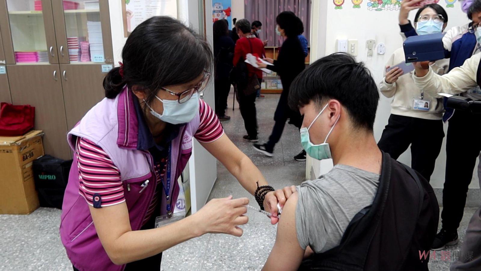影／催打！彰化縣18到64歲打1、2劑新冠肺炎疫苗送200元禮券 - https://www.watchmedia01.com