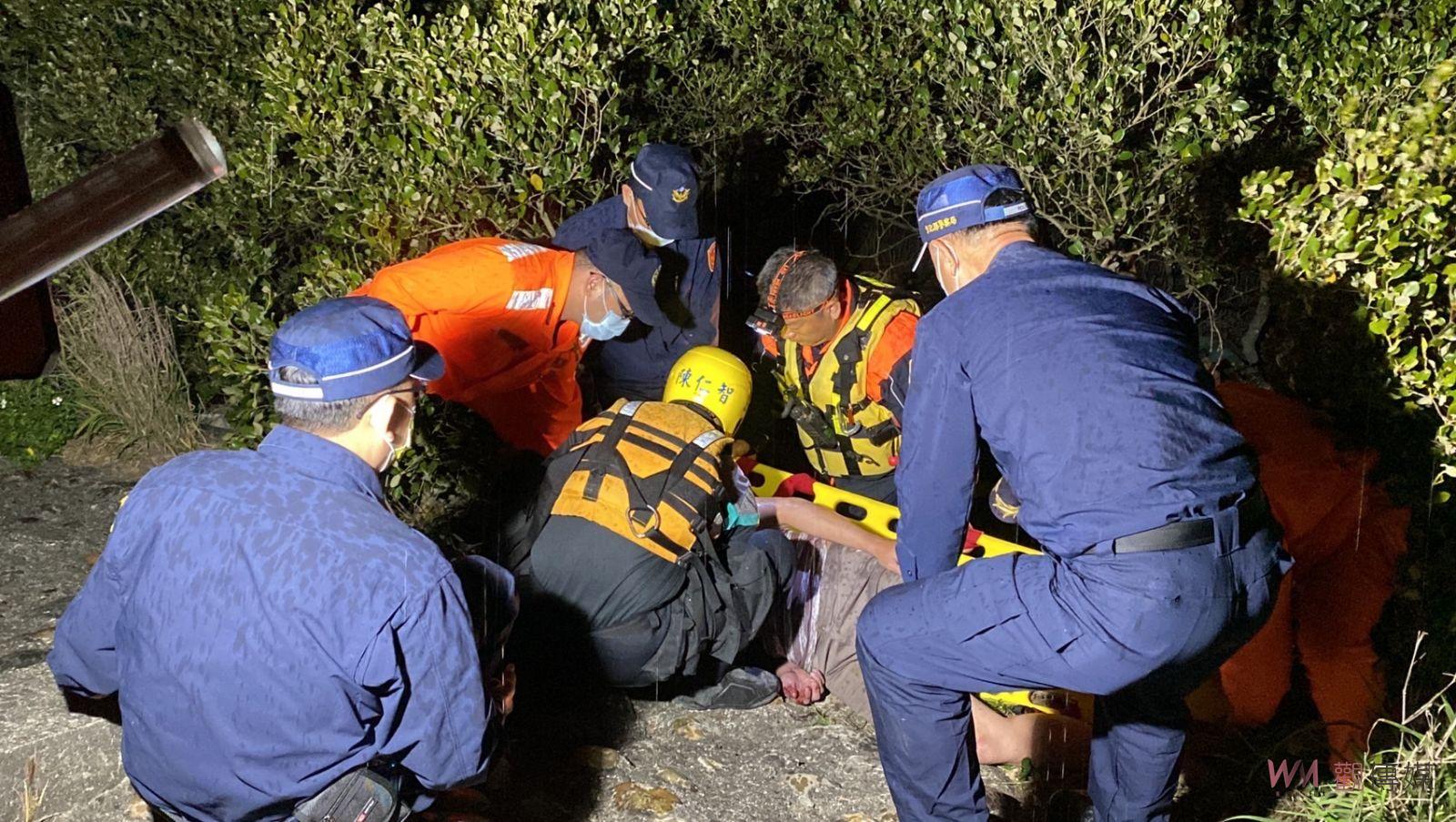 影／芳苑海空步道太迷人　遊客賞景摔落堤岸下方頸椎骨折多處擦傷 - https://www.watchmedia01.com