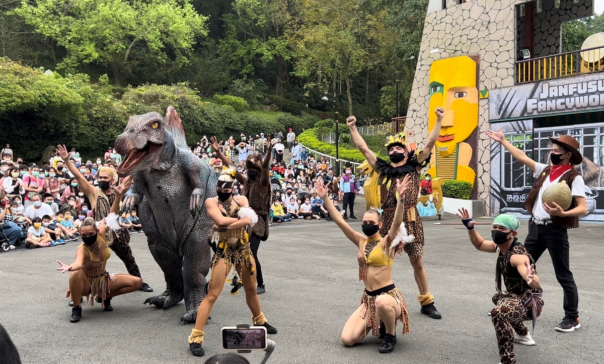 劍湖山兒童連假加碼開Fun水樂園　身分證有5、1、7門票只要99元 - https://www.watchmedia01.com