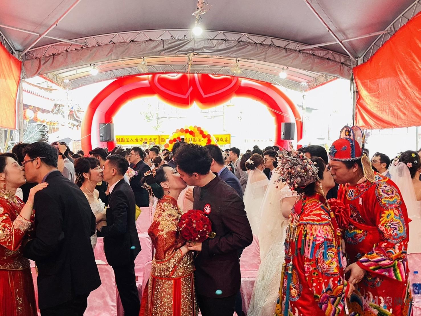 神賜福氣金石同心 集團結婚真愛成就幸福 - https://www.watchmedia01.com