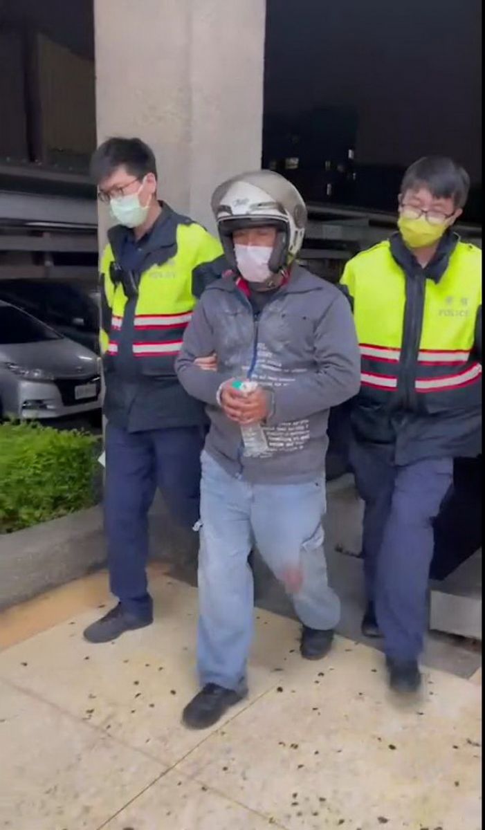 影／貨運行司機排班衝突衍生喋血事件！　一把麵包刀奪命 - https://www.watchmedia01.com