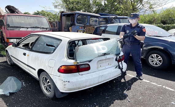 強化員警打擊犯罪能力 埔里警實際操作車輛破窗訓練 - https://www.watchmedia01.com