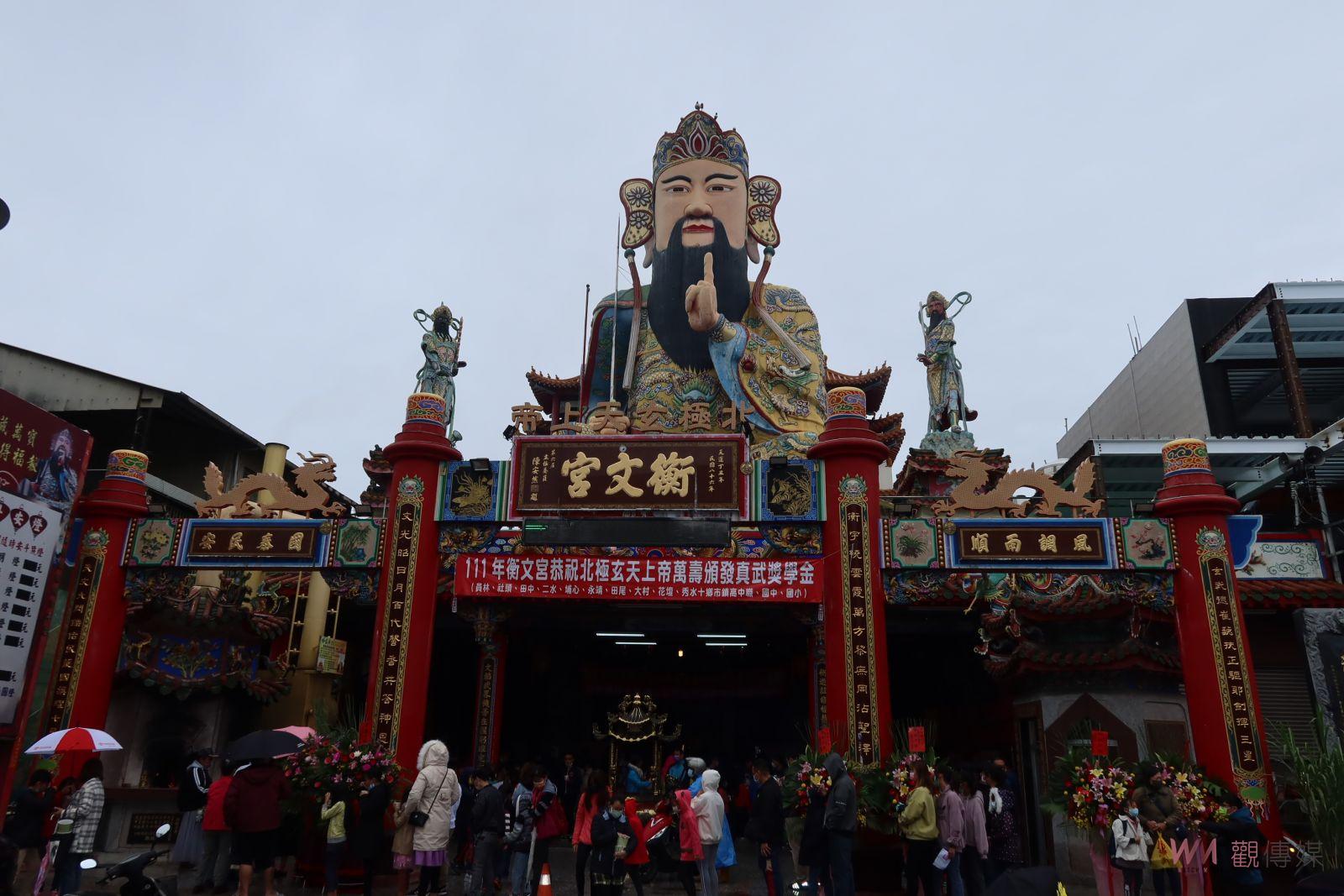 影／全台最大尊！玄天上帝壽誕員林衡文宮擺出罕見「宴王看桌」暖壽 - https://www.watchmedia01.com