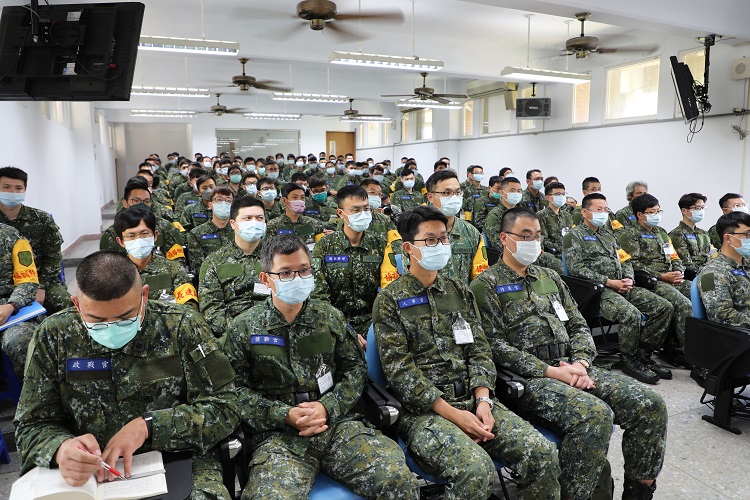 翁章梁縣長親赴太保國小　慰問教召訓練後備軍人 - https://www.watchmedia01.com