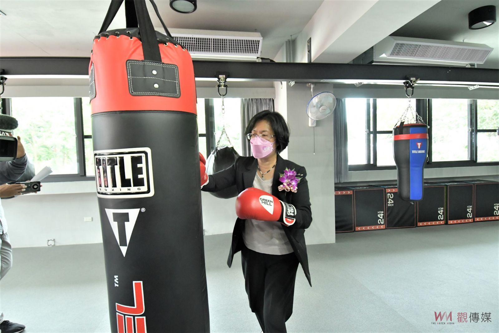 影／「拳」力以赴！國內首座拳擊館落成　將培育更多拳擊好手 - https://www.watchmedia01.com