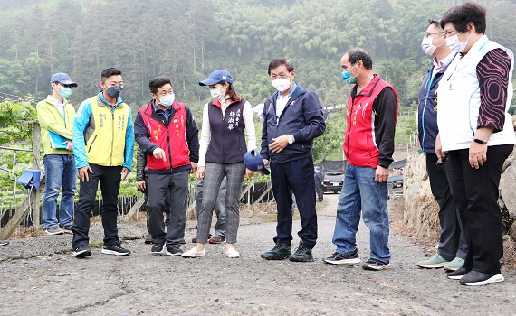 林明溱會勘信義鄉砸1300萬改善道路排水加速推動東埔溫泉取供事業計畫 - https://www.watchmedia01.com
