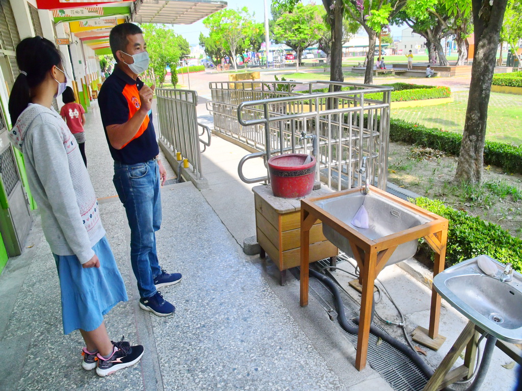 文祥國小的馬蓋仙 吳世宏校長就地取材打造環保校園 - https://www.watchmedia01.com
