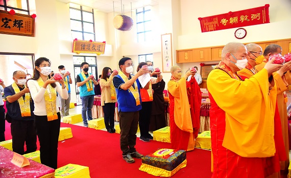 南投縣佛教會浴佛祈福法會暨理事長交接典禮 - https://www.watchmedia01.com