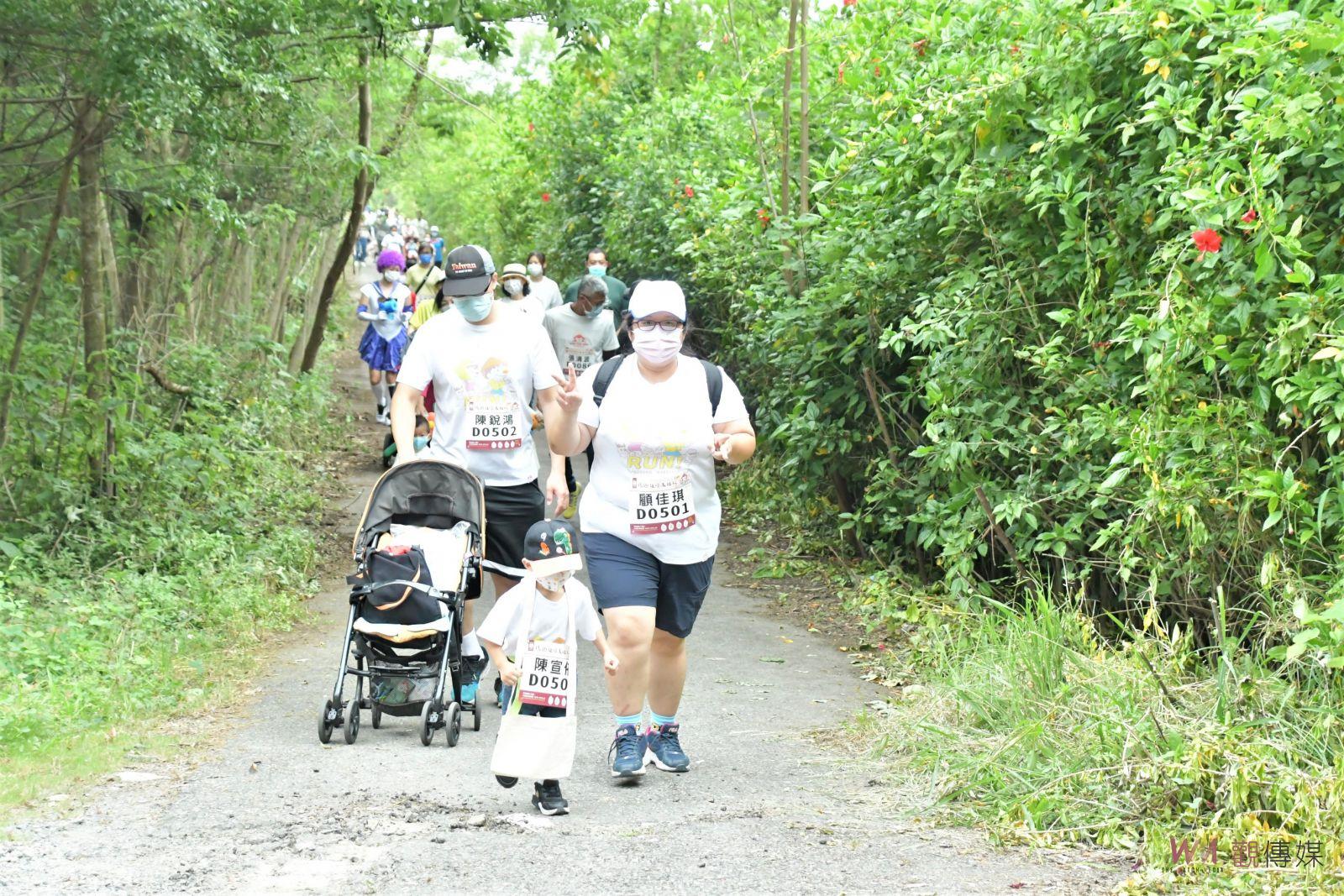 影／2022媽「趣」迷你馬拉松溫馨起跑　大手拉小手來田中跑出健康 - https://www.watchmedia01.com