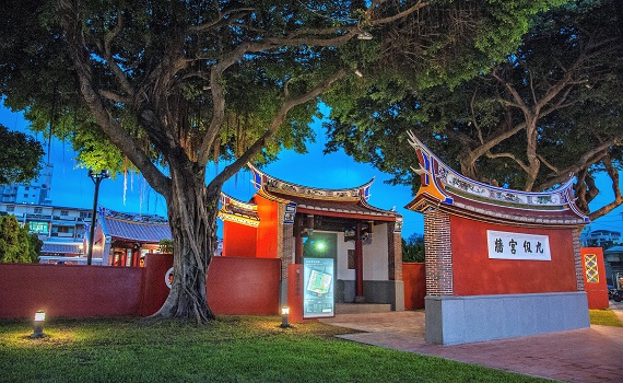 來屏東書院當網美 坐臥207年歷史建築看冊優美又文青 - https://www.watchmedia01.com