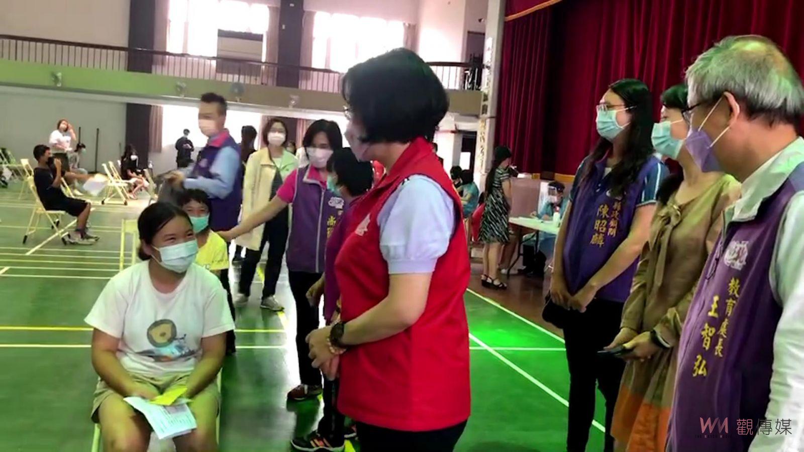 影／觀望要等打BNT？彰化縣校園6-11歲學童Covid-19疫苗「拼」覆蓋率 - https://www.watchmedia01.com
