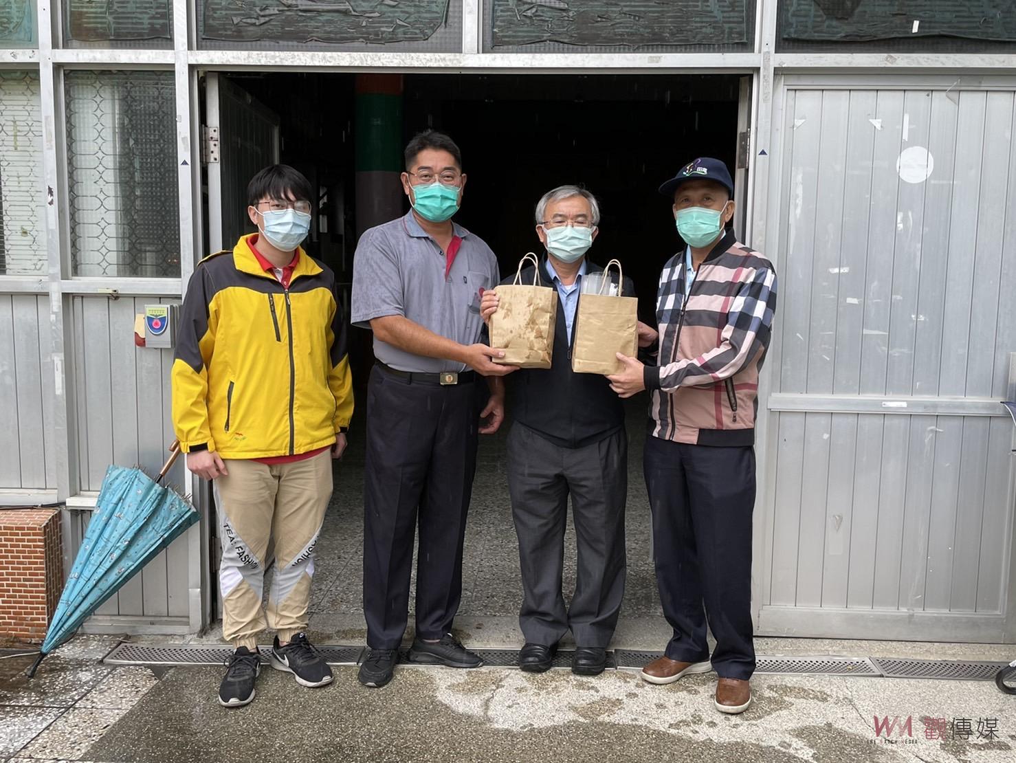 影／與校園共同抗「疫」！台灣省畜牧協會捐贈防疫物資保護校園師生健康 - https://www.watchmedia01.com