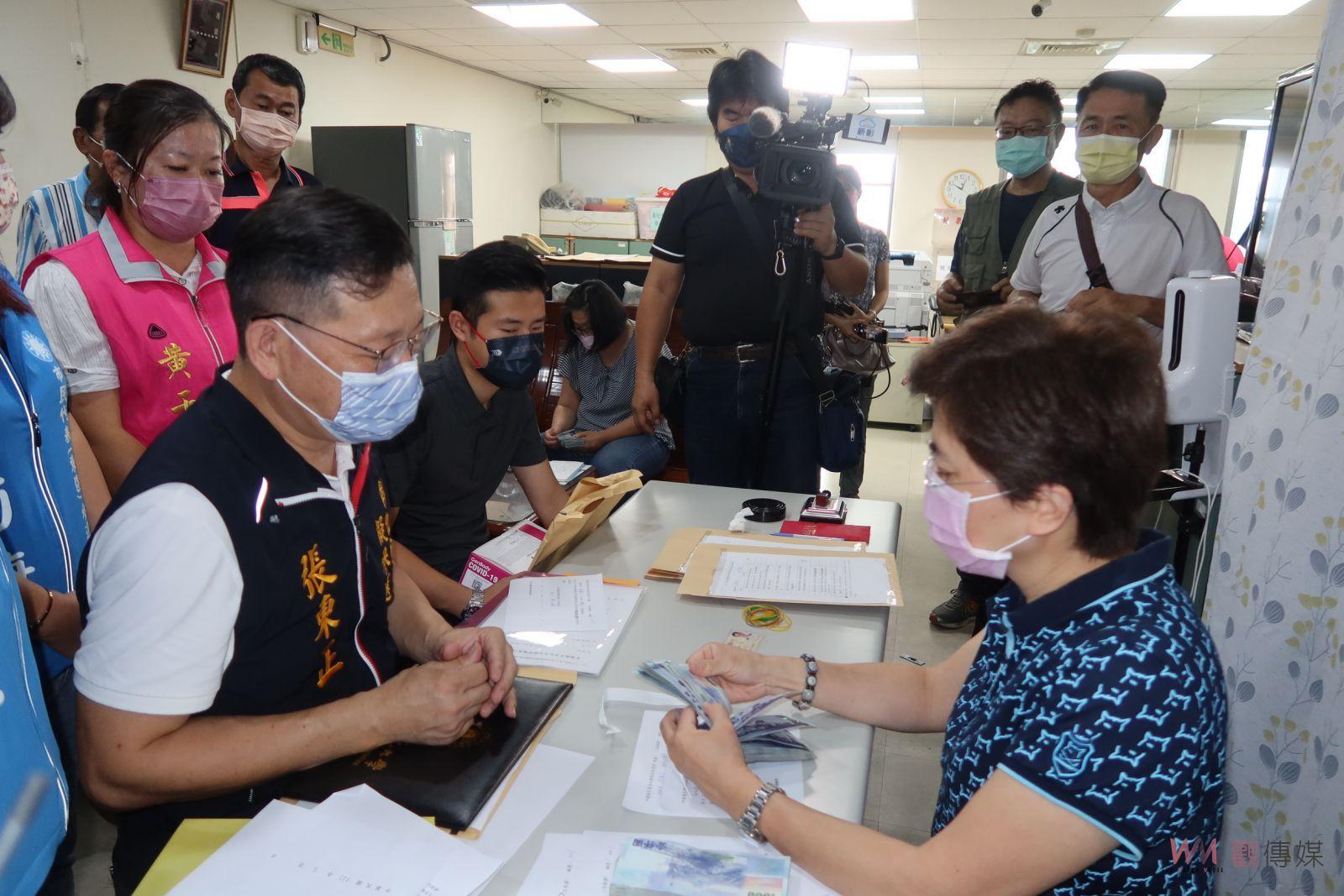 影／國民黨彰化市長參選登記　張東正一馬當先　黃玉芬參選意願強烈 - https://www.watchmedia01.com
