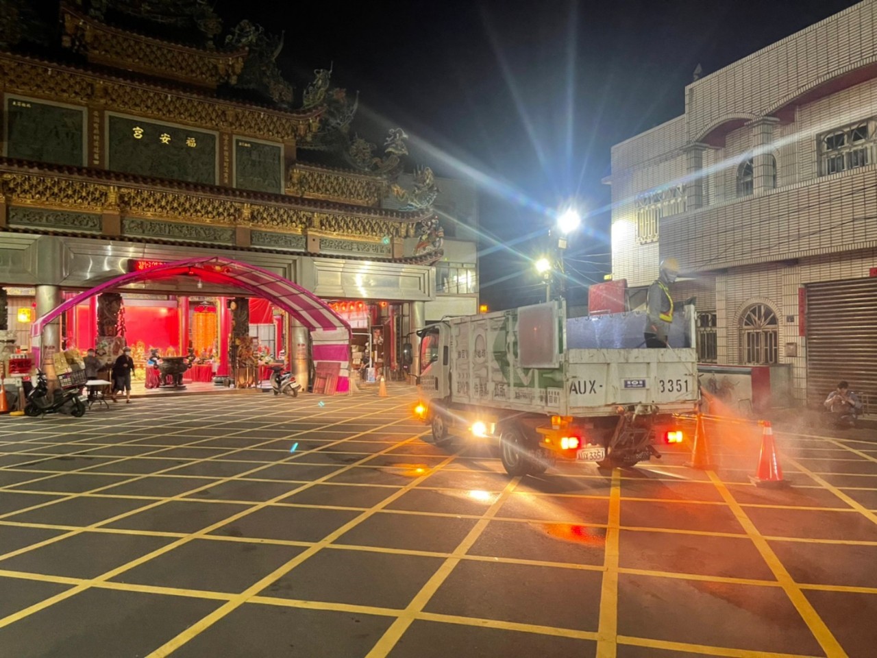 彰增2807例 白沙屯媽祖進香、國中會考人流激增　環保局啟動預防性大清消 - https://www.watchmedia01.com