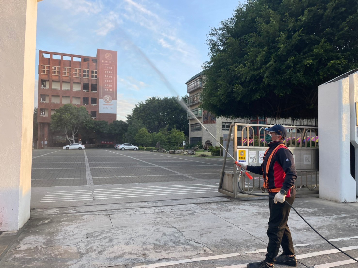 彰增2807例 白沙屯媽祖進香、國中會考人流激增　環保局啟動預防性大清消 - https://www.watchmedia01.com
