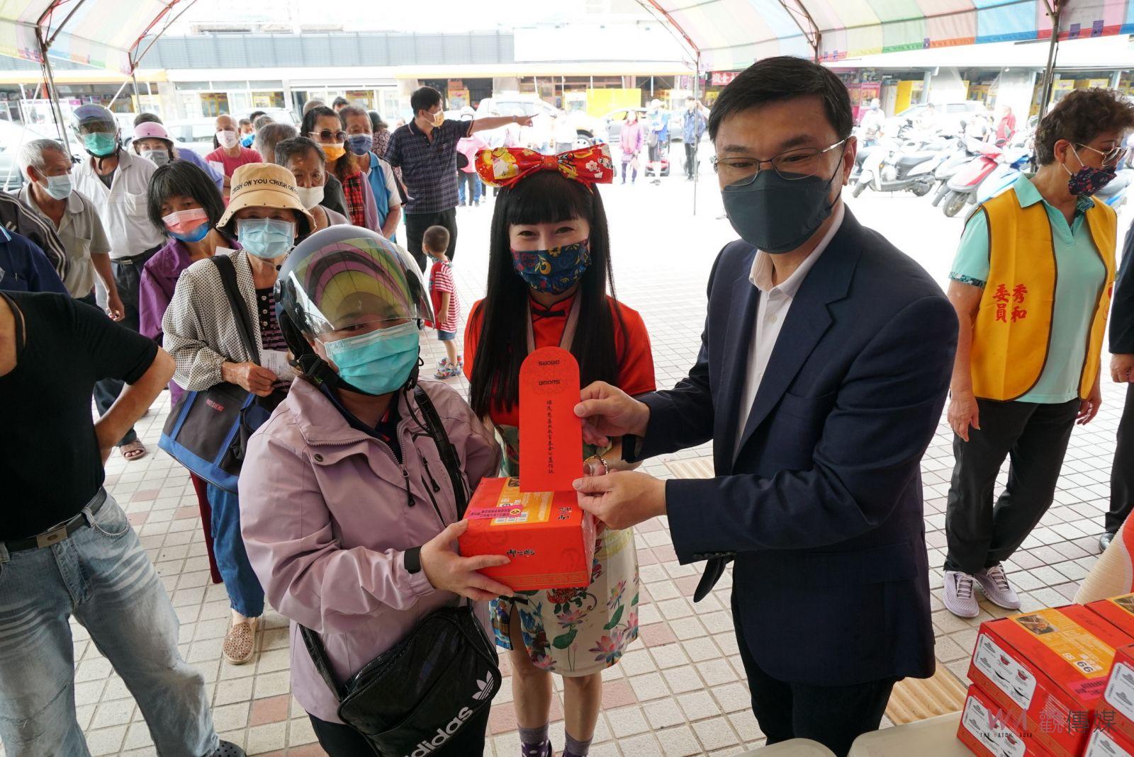端午送暖　鹿港鎮送愛心粽發放低收入戶3千元紅包 - https://www.watchmedia01.com
