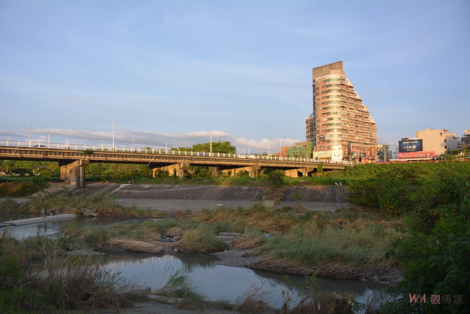 軍輝橋9.7億元拓寬改建　預計113年10月完工 - https://www.watchmedia01.com