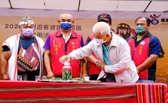日管處信義鄉地利遊客資訊站正式啟用 來聽大巨人說故事 - https://www.watchmedia01.com