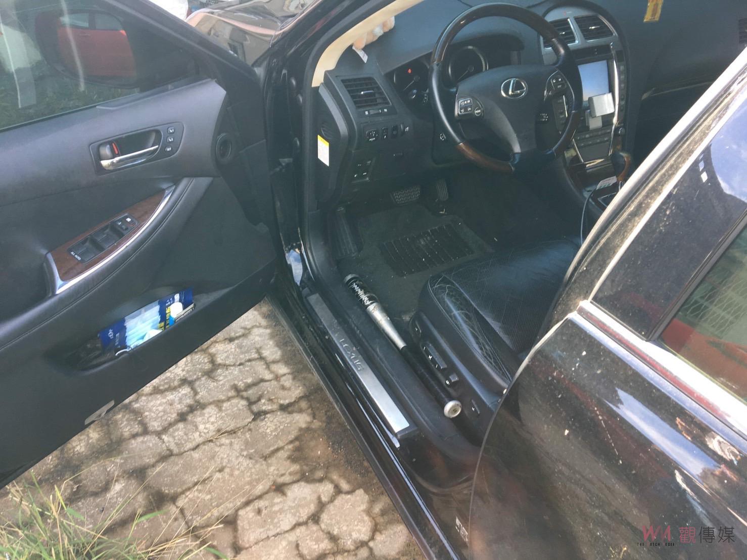 行車糾紛惡男抄鋁棒打落單移工 警破門逮人查獲槍毒 - https://www.watchmedia01.com