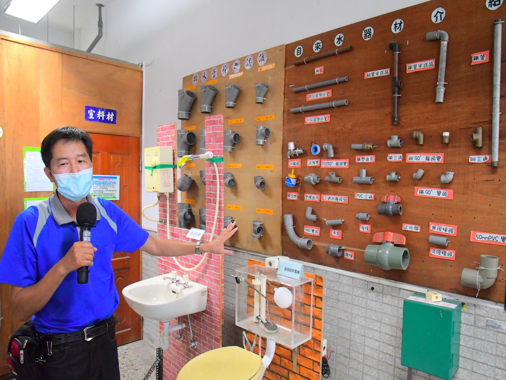 端節連假四天到校拚丙檢 達德電機科要以實力上國立科大 - https://www.watchmedia01.com