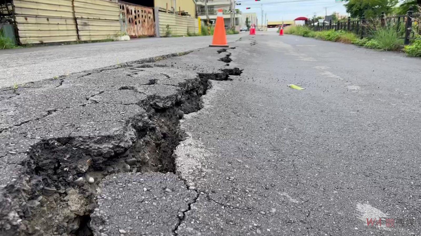 影／又裂開了！和美鎮普道院旁防汛道路「裂」出長長裂痕　居民憂心忡忡 - https://www.watchmedia01.com