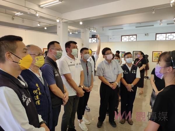 新港國小在地融合推展美術教育 奉天宮辦理師生聯展隆重開幕 - https://www.watchmedia01.com