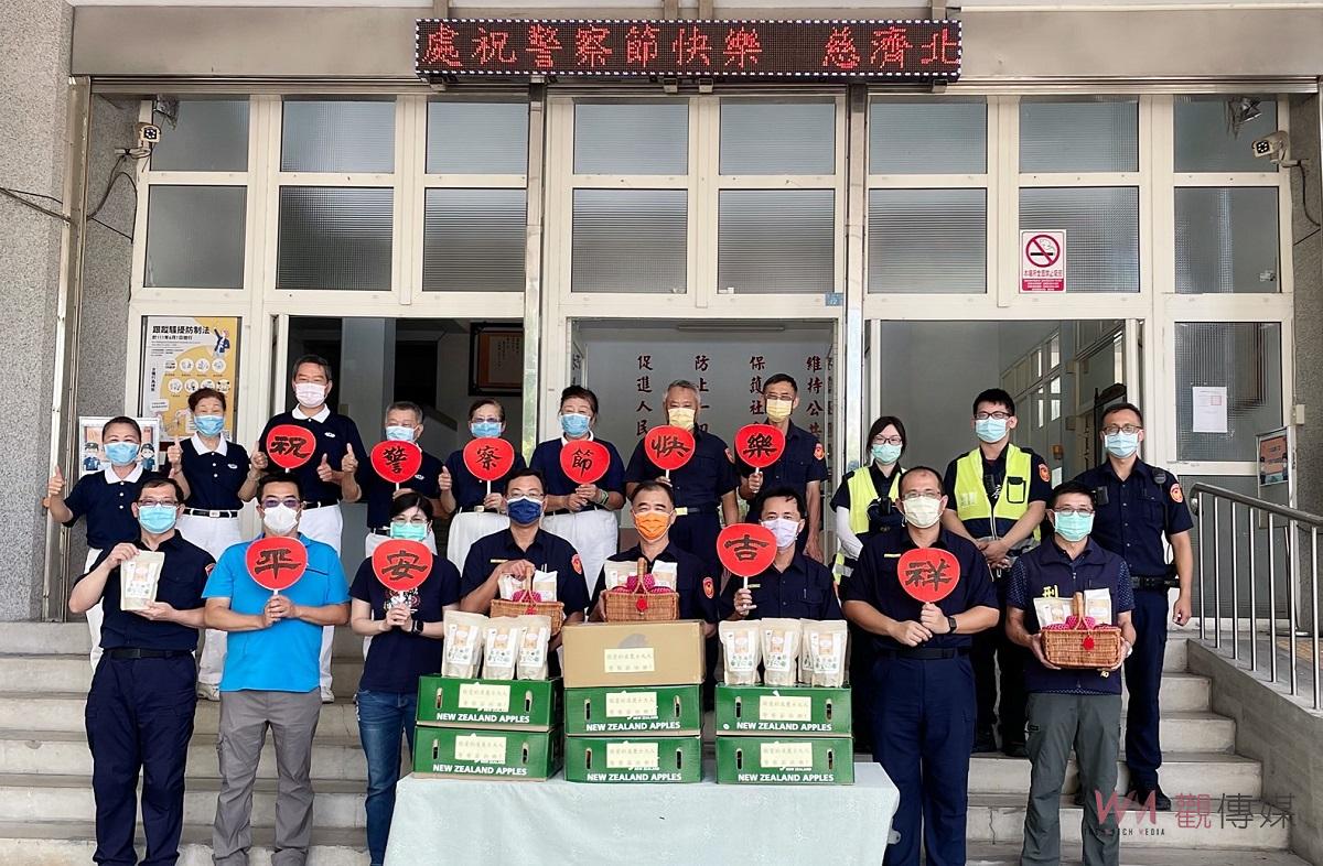 警察節慰北港警　慈濟致贈防疫茶 - https://www.watchmedia01.com