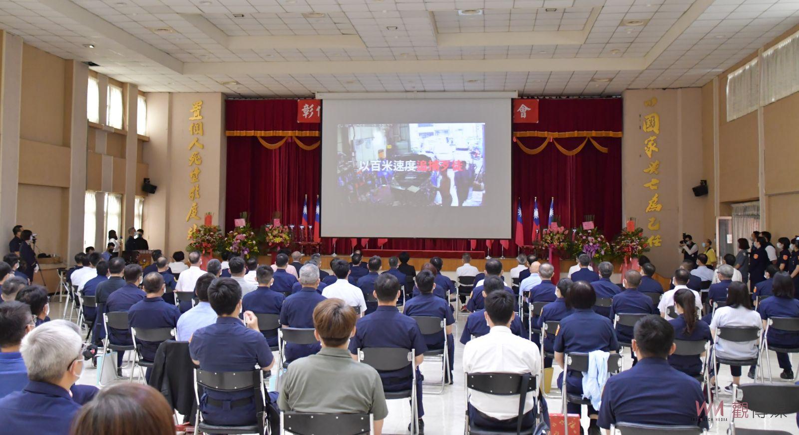 慶祝111年警察節　縣長王惠美頒獎表揚波麗士大人的辛勞 - https://www.watchmedia01.com