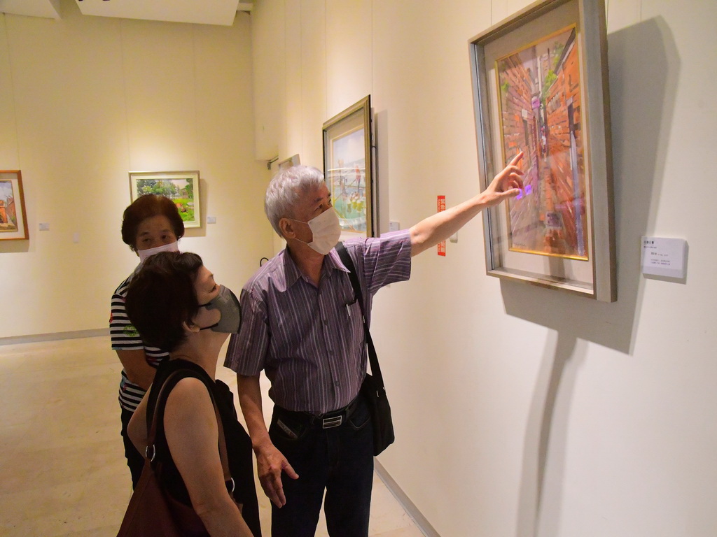施南生古鎮百景創作展 筆繪鹿港故鄉幅幅鮮明如眼見 - https://www.watchmedia01.com