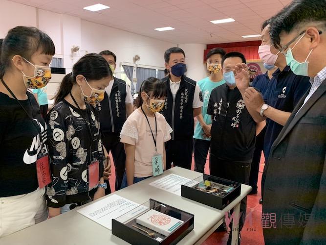 翻轉偏鄉　嘉縣黃嫈珺議員到六腳國小辦反毒 - https://www.watchmedia01.com
