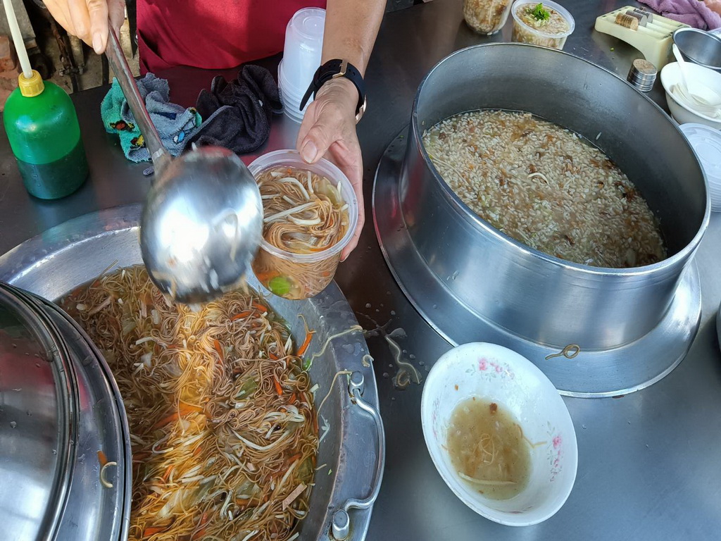 員林四十年早餐美味 小白的素粥好滋味從日出排隊開始 - https://www.watchmedia01.com