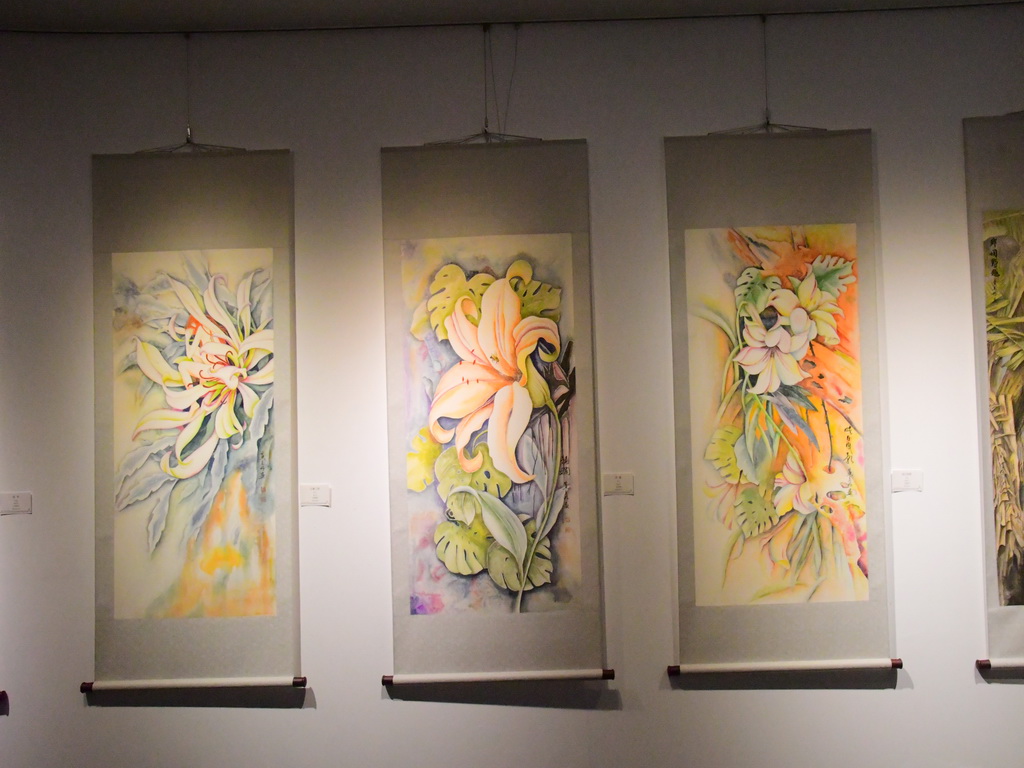 黃立丹個展 風華與蛻變留有鮮明的人生色彩 - https://www.watchmedia01.com