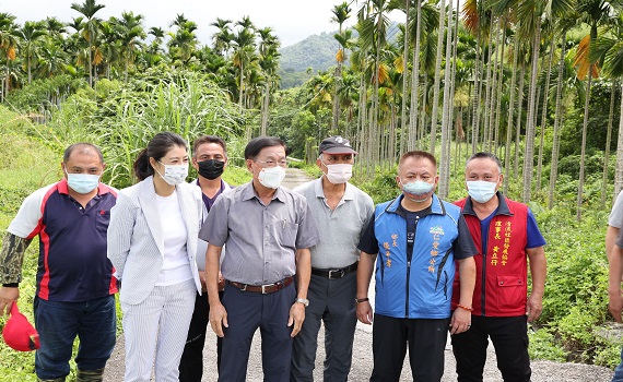 南投縣仁愛原鄉農園無水可用 林縣長會勘允增闢灌溉溝渠 - https://www.watchmedia01.com