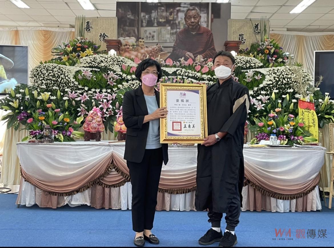國寶殞落！「偶頭製作」保存者徐柄垣告別儀式　文化部頒贈旌揚狀 - https://www.watchmedia01.com