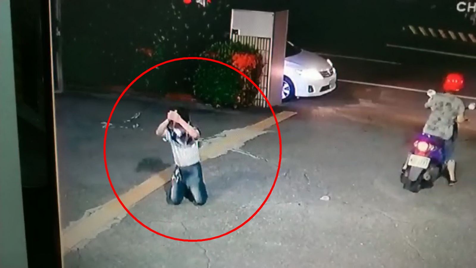 影／男嬰父派出所下跪求警車開道　護送發燒1歲確診童就醫釀五傷車禍 - https://www.watchmedia01.com