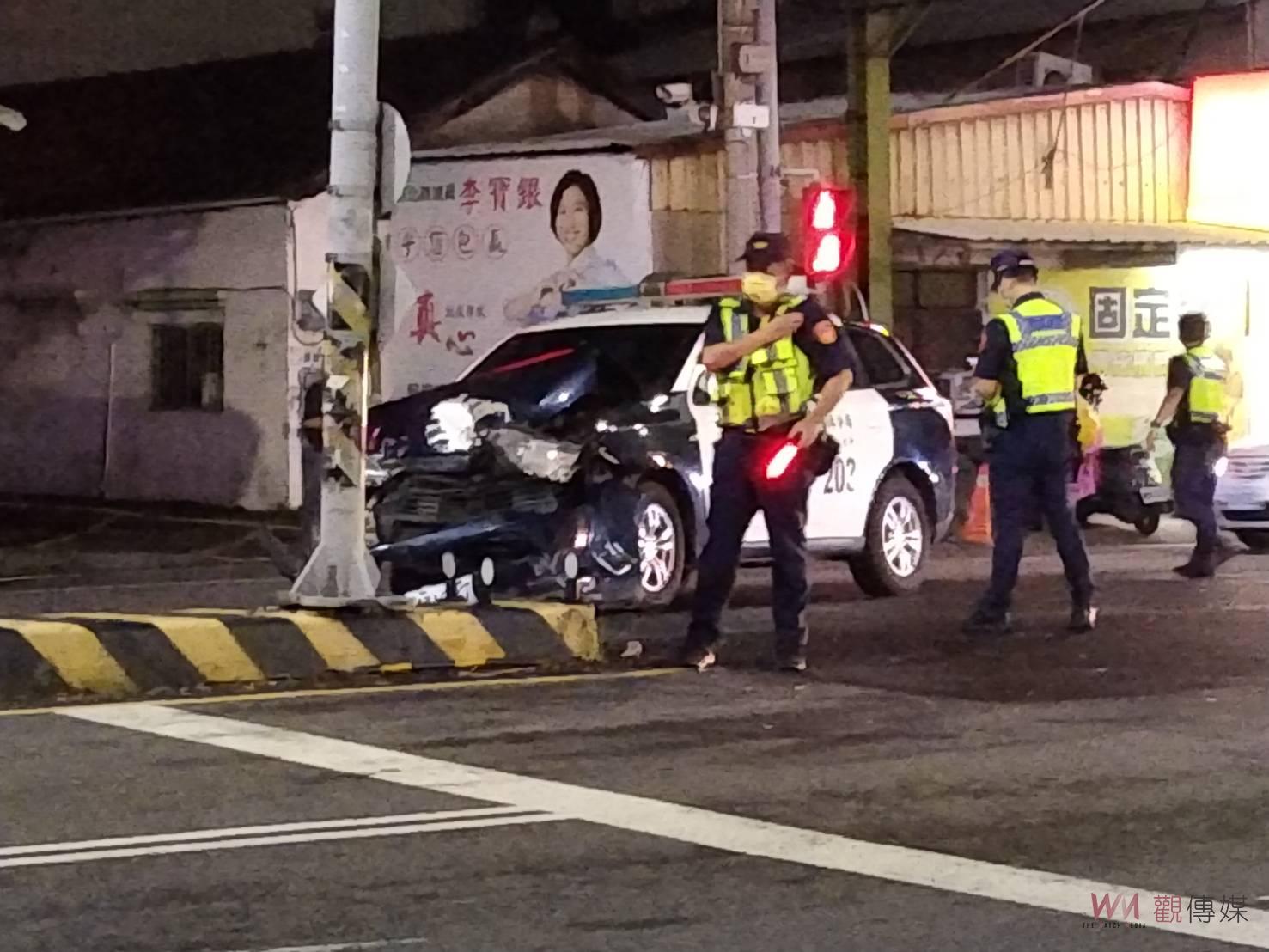 影／男嬰父派出所下跪求警車開道　護送發燒1歲確診童就醫釀五傷車禍 - https://www.watchmedia01.com