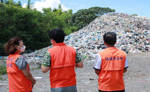 南投垃圾問題刻不容緩 8千頓垃圾山試辦電漿處理 - https://www.watchmedia01.com