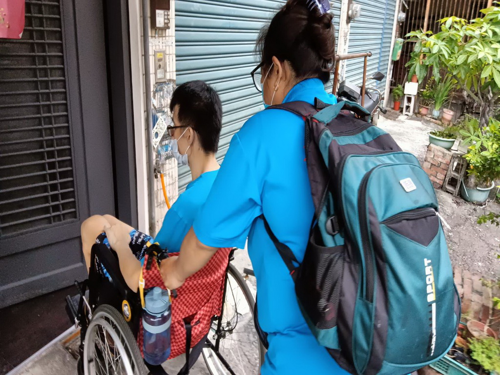 邱暉智建構全方位服務機制 長照All-in-one滿足需求者的健康規劃 - https://www.watchmedia01.com