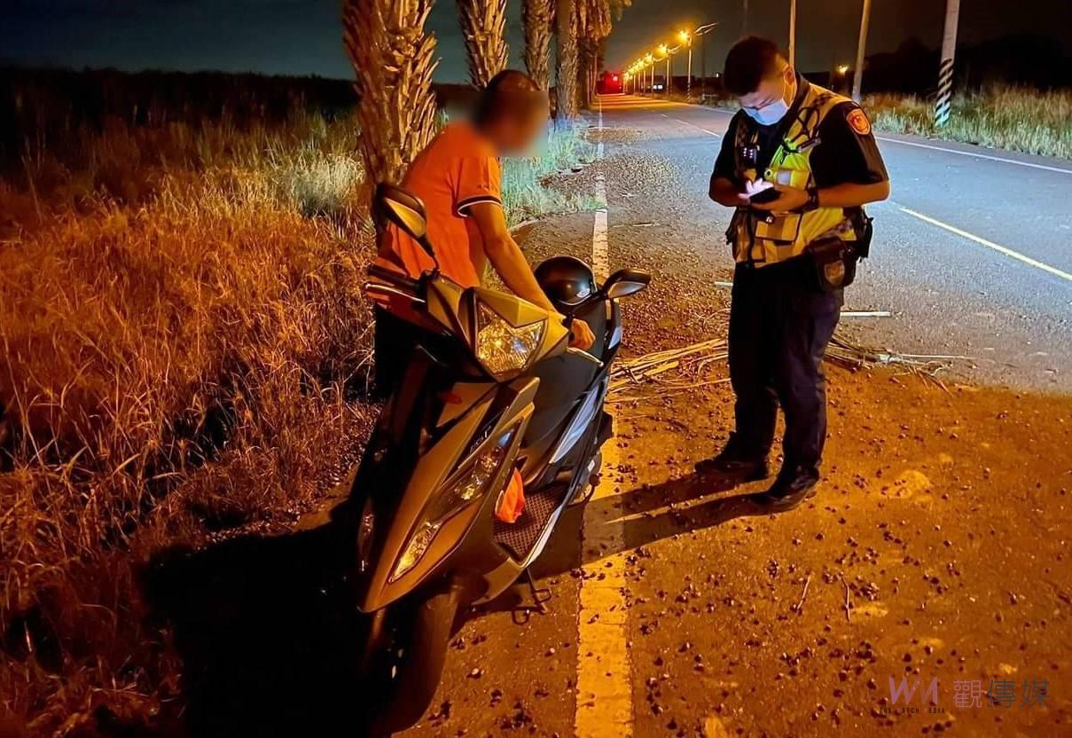 暗夜機車鑰匙未拔　巡邏警發現暖心提醒 - https://www.watchmedia01.com
