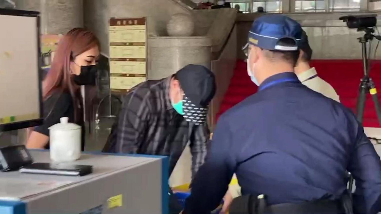 76行者陳修將虐殺小三押7個月期滿　彰化地院裁定30萬元交保 - https://www.watchmedia01.com