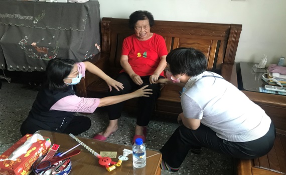 南投縣榮服處「感動服務」聯手南開科技大學推廣自立支援照顧 - https://www.watchmedia01.com