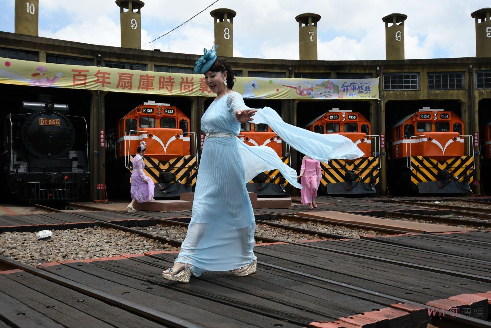 影／百年來第一次 台鐵火車頭旅館變成伸展台！木棧道上演曼妙美絕的走秀 - https://www.watchmedia01.com