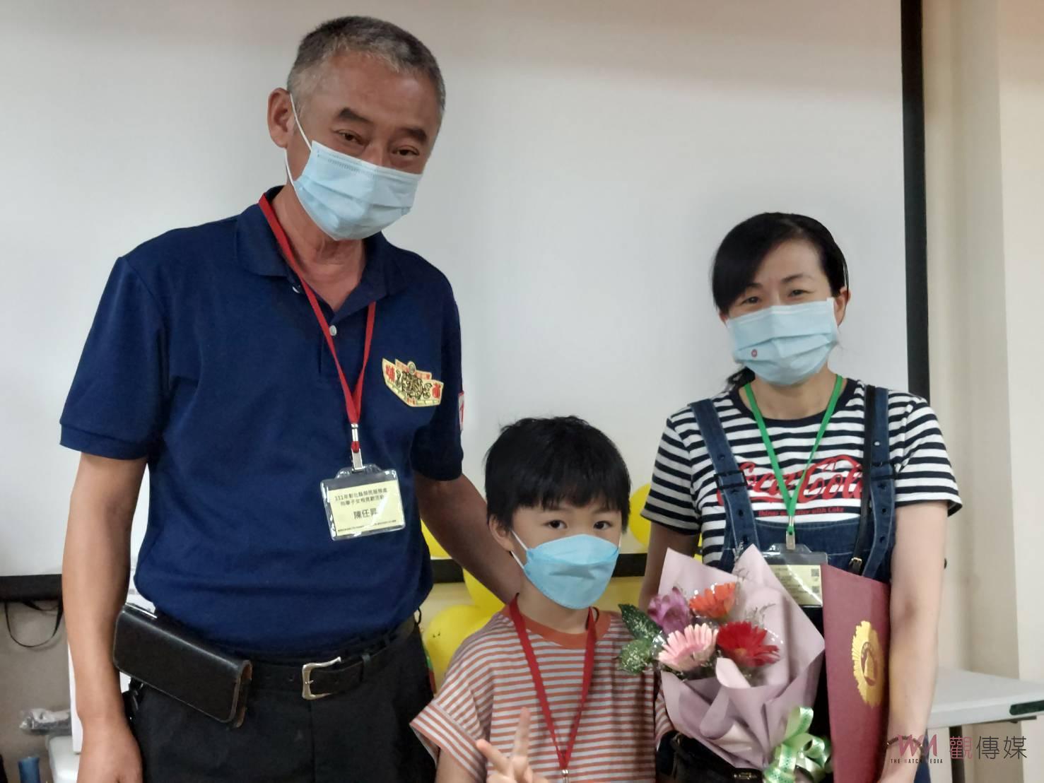 歌頌父愛！彰化榮民服務處辦「向學子女相見歡」感恩的心、感謝有您 - https://www.watchmedia01.com